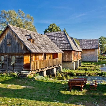 Apartman Pavenka Otočac Buitenkant foto
