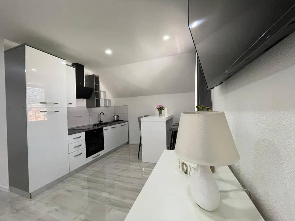 Apartman Pavenka Otočac Buitenkant foto