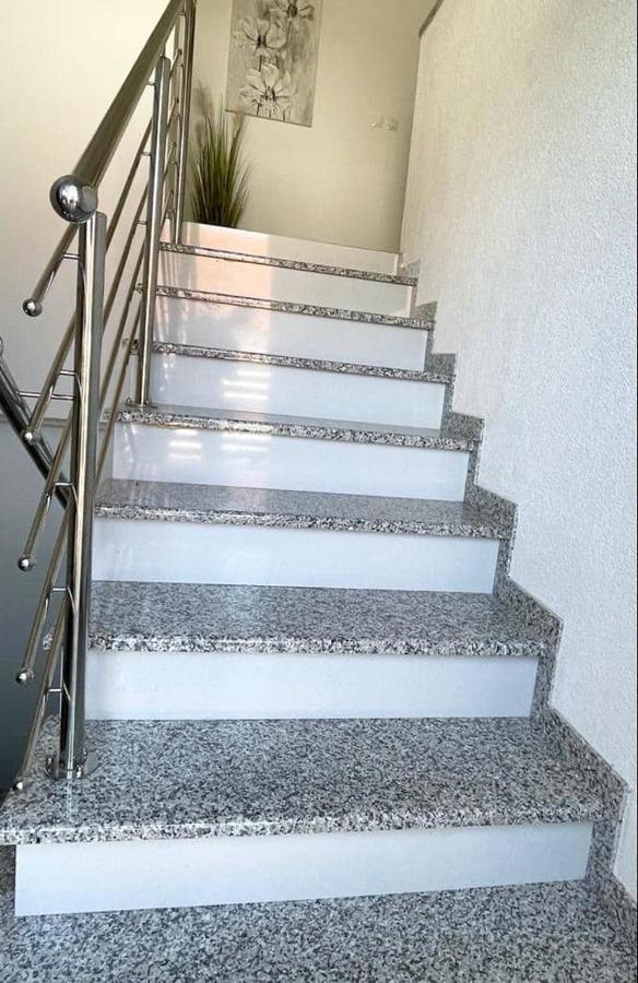 Apartman Pavenka Otočac Buitenkant foto