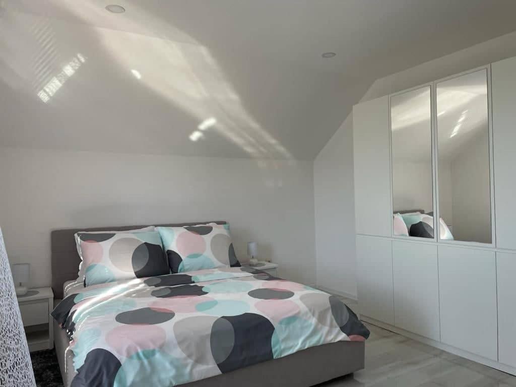 Apartman Pavenka Otočac Buitenkant foto