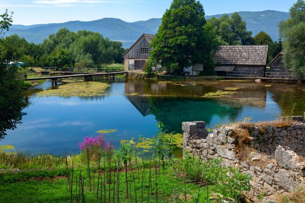 Apartman Pavenka Otočac Buitenkant foto