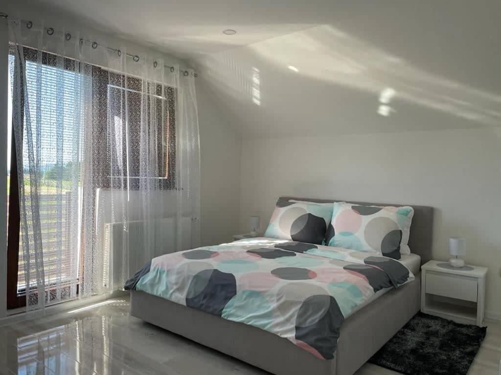 Apartman Pavenka Otočac Buitenkant foto