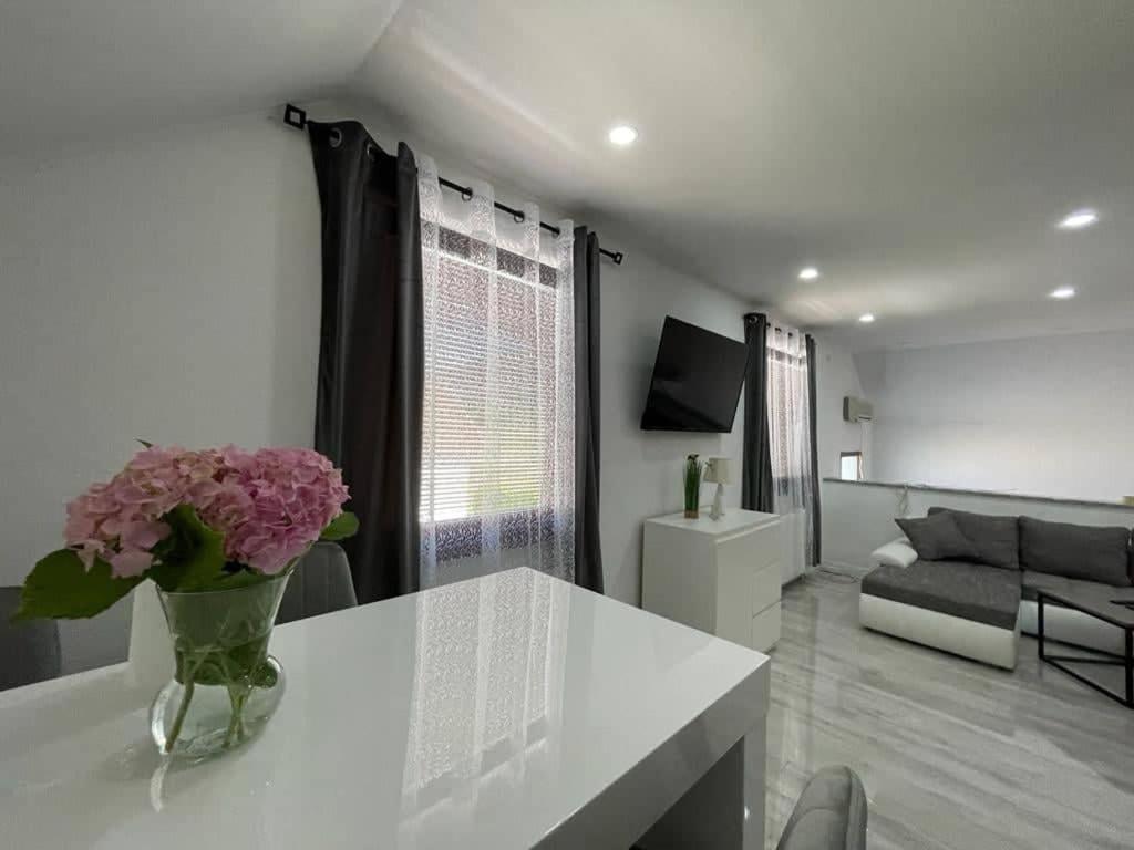 Apartman Pavenka Otočac Buitenkant foto